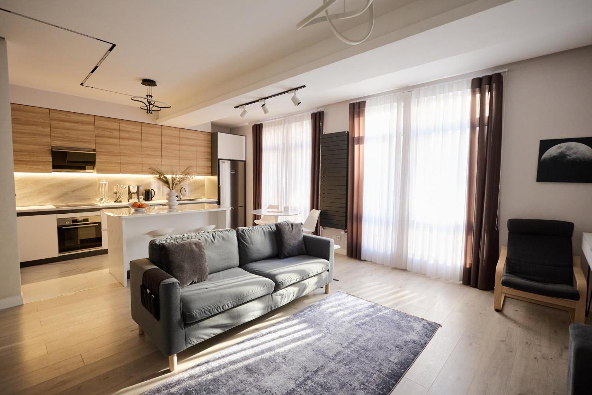 דושאנבה Lovely 1-Bedroom Rental Unit In Downtown מראה חיצוני תמונה